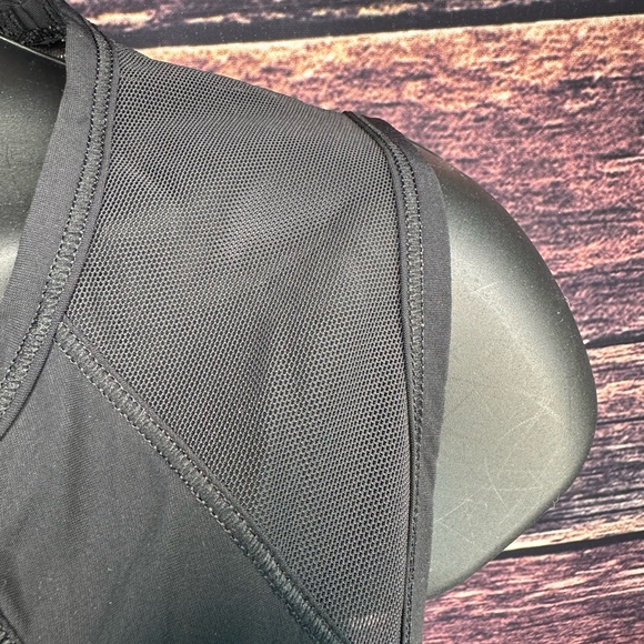 Lululemon | Mesh Back Work Out Tank | Size: L - Picture 5 of 9